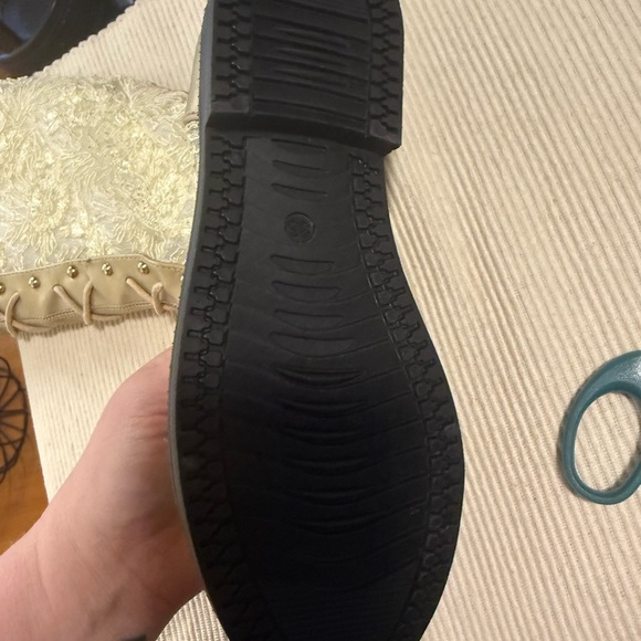 Trish Scully Cream Knee-High Lace-Up Boots - Picture 5 of 6